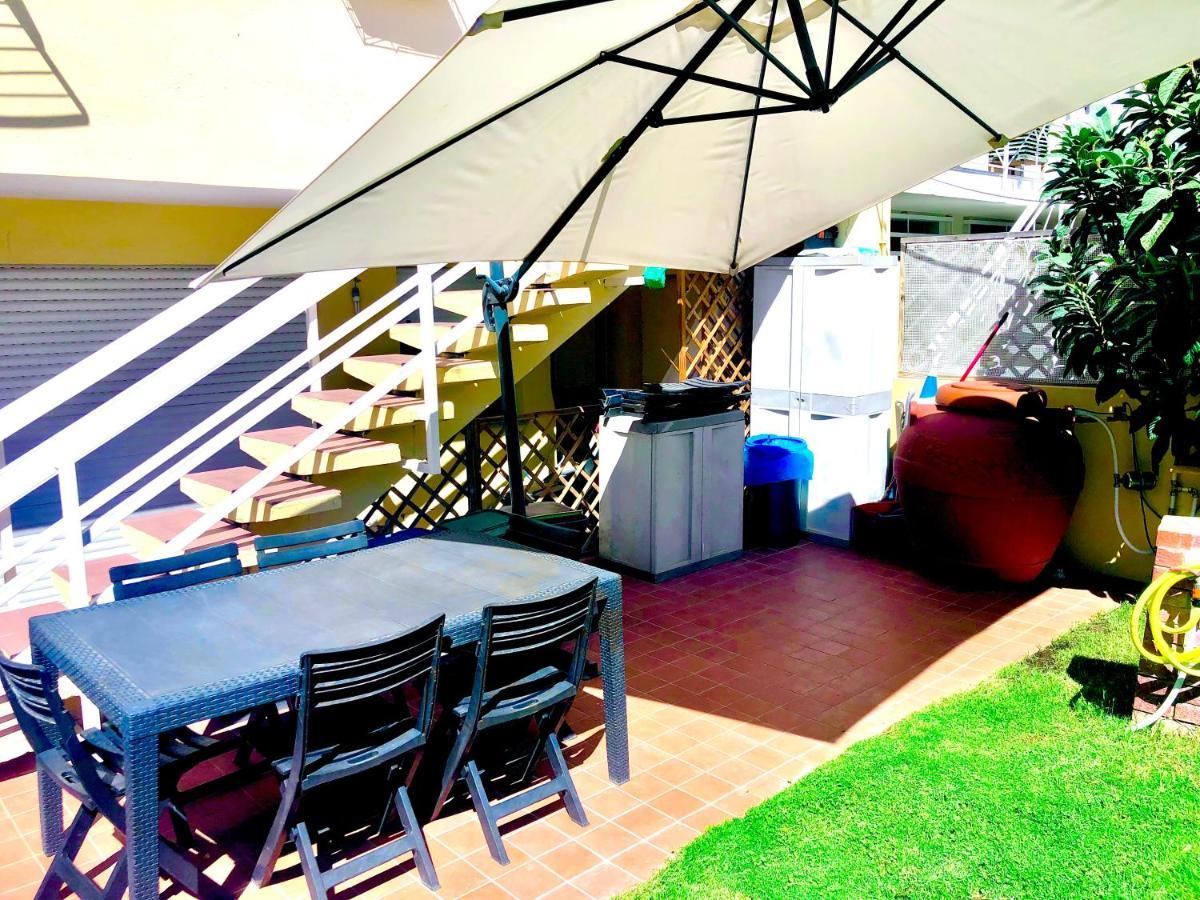 Villa Poetto Beach By Home And Experience , Cagliari, Poetto Kültér fotó